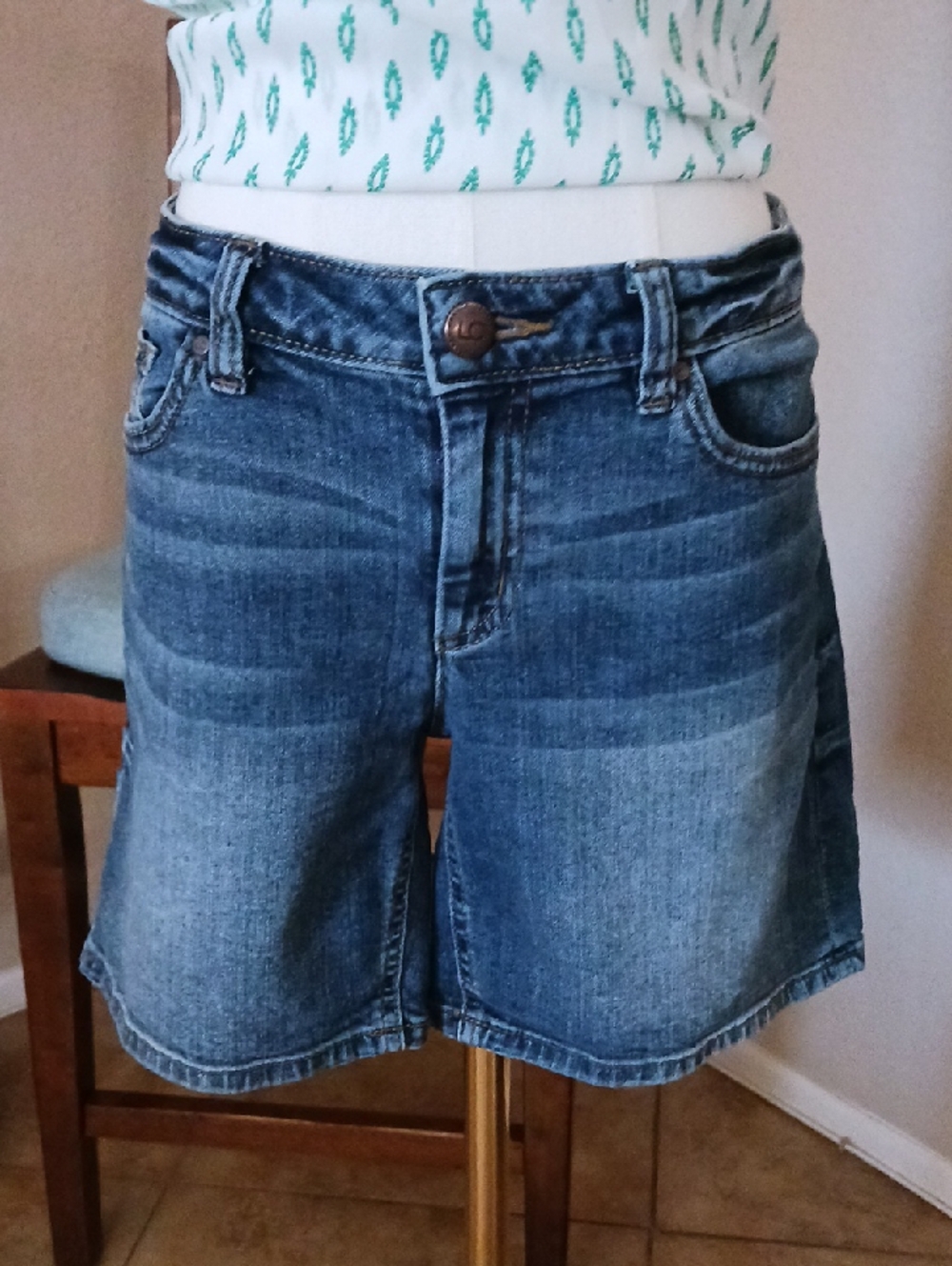 LC Lauren Conrad- Classic Blue Denim Women’s Shorts